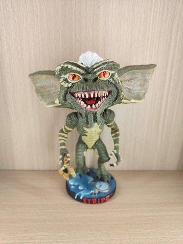 NECA - Beeldje - Stripe - ABS, Nieuw