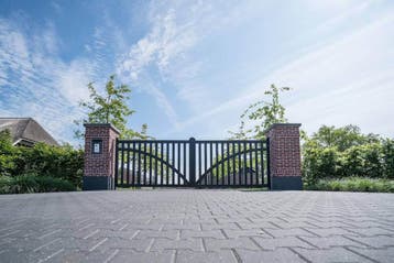 Moderna dubbele draaipoort | Van Klompenburg Hekwerken, Verzenden, Nieuw