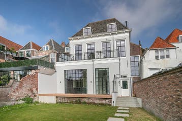 Te huur: Appartement Dam in Middelburg, Huizen en Kamers, Middelburg, Zeeland, Appartement