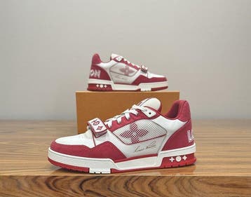 Louis Vuitton - LV Trainer Red White Monogram Denim -, Kleding | Heren, Nieuw