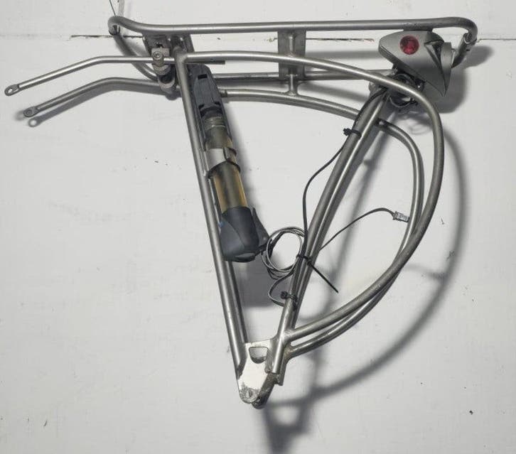 Bagagedrager | Koga Miyata Tesla, Fietsen en Brommers, Fietsaccessoires | Bagagedragers, Ophalen of Verzenden