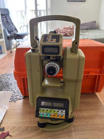 Theodoliet - Theomat T1000 + Distomat DI1000 - 1980-1990 -