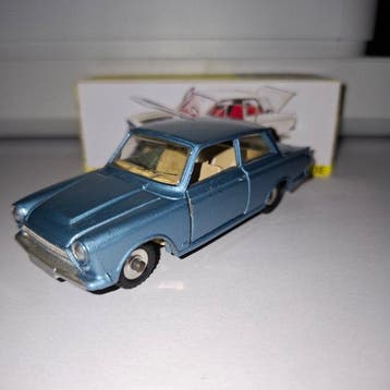Dinky Toys 1:43 - Modelauto - Ford Cortina, Nieuw