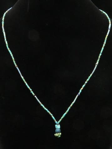 Oud-Egyptisch Ketting gemaakt van turkoois, glas en, Sieraden, Tassen en Uiterlijk