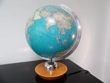 Terrestrial table globe - 1950-1960
