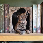 Howling Wolf Book Nook – Fantasy Woodland Bookshelf Insert |, Verzamelen, Beelden en Beeldjes, Verzenden, Nieuw