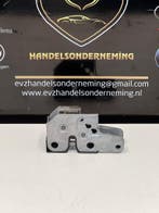 VW Transporter T6 motorkap slot bj.2018 Artnr.7E0823509F, Gebruikt, Volkswagen