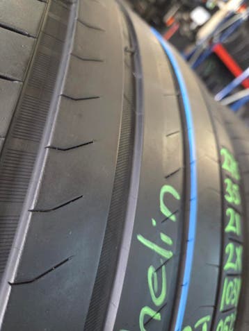275/35/21 245/40/21 EV AO MICHELIN ZOMERBANDEN 5,1/6MM PROF, Ophalen, 21 inch, Band(en), Personenwagen