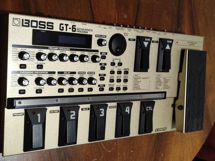 Boss - Multi-effect pedaal, Muziek en Instrumenten, Snaarinstrumenten | Gitaren | Akoestisch