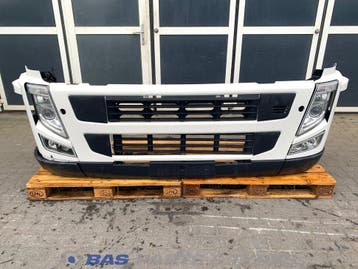 Bumper Volvo FM3 21035644, Ophalen, Gebruikt, Volvo, Carrosserie en Plaatwerk