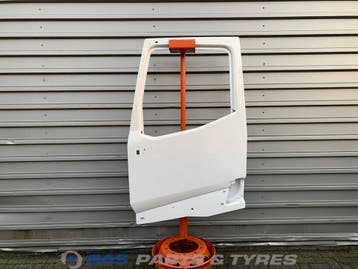 Portier Links Renault T-Serie 7482702620, Ophalen, Gebruikt, Renault, Carrosserie en Plaatwerk