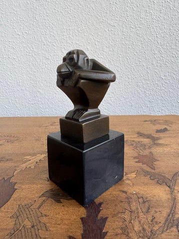 Naar Casimir BRAU - sculptuur, Squatting Monkey - ART DECO -