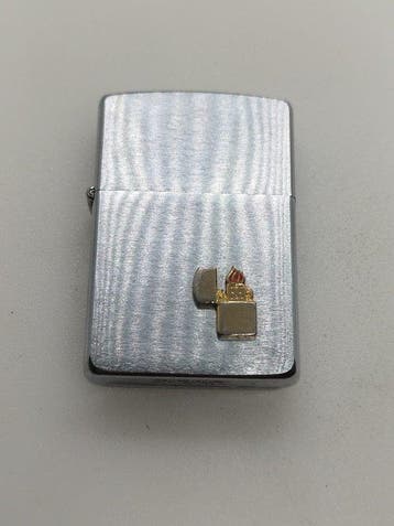 Zippo - Zippo gold emblem brushed Chrome 1991 - Zonder, Nieuw