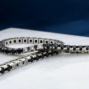 Witgouden tennisarmband met saffier en diamanten; 1,12 ct., Gebruikt, Ophalen of Verzenden, Met edelsteen, Goud