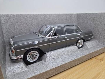 OE Mercedes (by Norev) 1:18 - Modelauto - Mercedes-Benz 280, Nieuw