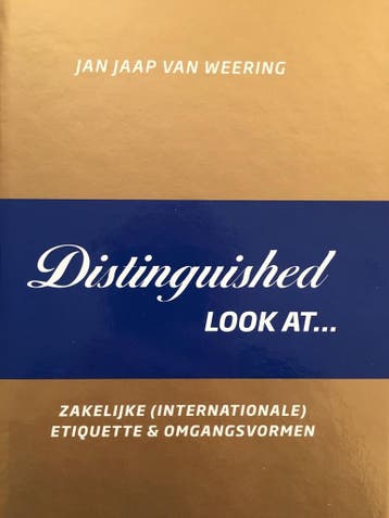Distinguished look at... - Jan Jaap van Weering, Verzenden, Zo goed als nieuw, Jan Jaap van Weering