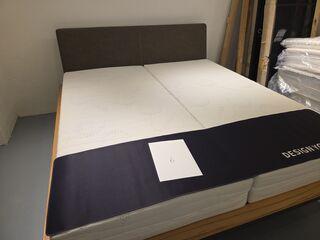 Bed met twee matrassen, Nieuw
