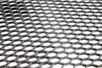Racegaas | ABS gaas Zwart | universeel | Honingraat 27x10mm, Verzenden