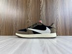 Jordan 1 Retro Low | OG SP Travis Scott, Bruin, Nieuw, Ophalen of Verzenden, Sneakers of Gympen