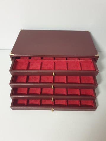 Accessoires. Burgundy eco-leather coin holders for 72 places