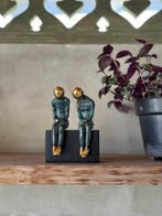 sculptuur, NO RESERVE PRICE - Sitting Couple on a Base, next, Antiek en Kunst