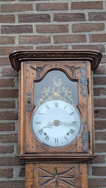 Staande klok - - Eik - 1850-1900 - Luikse klok met snijwerk