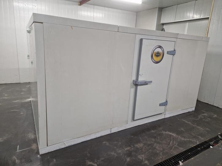 Koelcel 316 x 196 x 159 cm, Zakelijke goederen, Horeca | Keukenapparatuur, Koelen en Vriezen