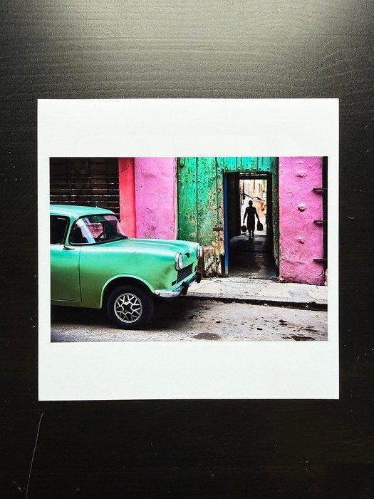 Steve McCurry (1950–) - Russian Car in Old Havana by Steve, Antiek en Kunst, Kunst | Designobjecten