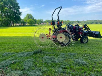 demonstratie 2 bords acrobaat voor minitractor scherpe prijs, Zakelijke goederen, Veehouderij