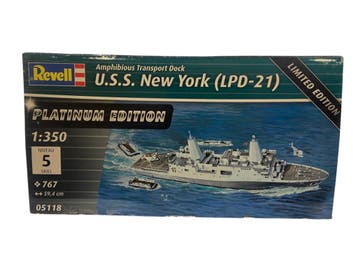 Amphibious Transport Dock USS New York (LPD-21), Hobby en Vrije tijd, Verzenden, Nieuw