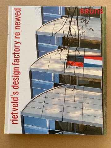 Rietveld Design Factory - renovatie + ontwerpen Rietveld, Verzenden, Zo goed als nieuw