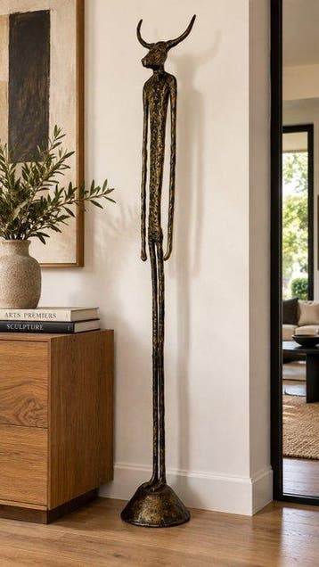 Abdoulaye Derme - sculptuur, Le Minotaure - 83 cm -