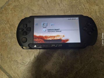 Sony PSP Street E1004 Zwart 8GB (psp tweedehands), Ophalen of Verzenden, Zo goed als nieuw