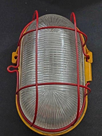 Lamp - Ovale vorm, voorzien van een decoratief en