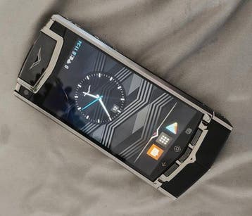 Vertu Ti - Mobiele telefoon, Nieuw