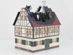 VOLLMER 1280 BRENNENDES HAUS Gebouwd model (Huizen), Ophalen of Verzenden, Gebruikt