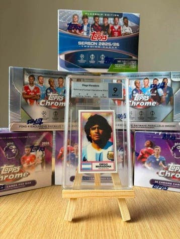 Topps - 1 Graded card - PSA 9, Nieuw