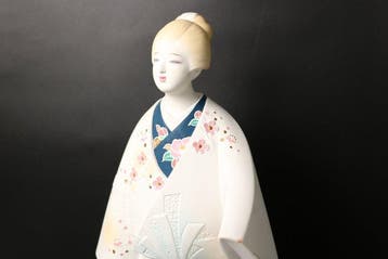 Hakata Ningyo Zegen van de Lente – Bijin Figure door