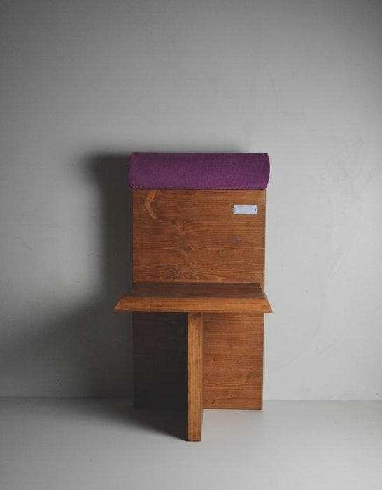Studio Greca - Stoel - C26 - Hout, Fluweel - 25 beperkte, Antiek en Kunst, Kunst | Designobjecten