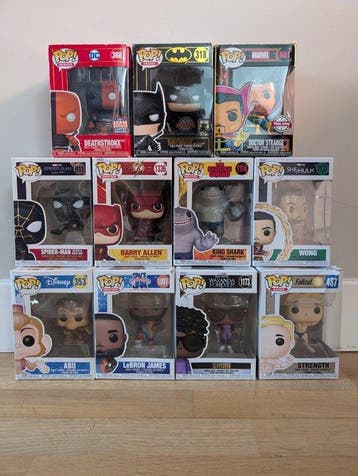Funko - Funko Pop Spider-Man Black & Gold Suit (911); Barry