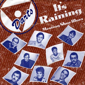 vinyl single 7 inch - Darts - Its Raining, Verzenden, Zo goed als nieuw, 7 inch, Rock en Metal
