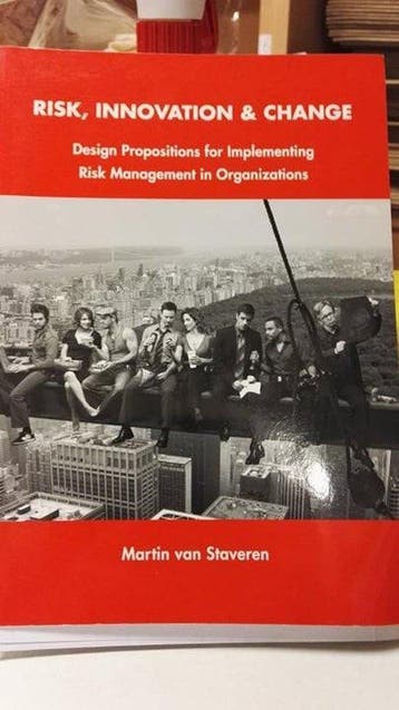Risk, innovation and change - J.E. van Aken 9789036527743, Verzenden, Gelezen, J.E. van Aken