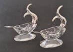 Zout- en pepervaatjes (2) - kristal met een zilveren, Antiek en Kunst