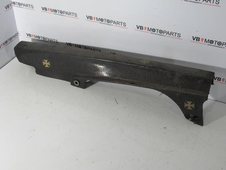 Suzuki GSX 750 E Spatbord ketting achterbrug, Motoren, Onderdelen | Suzuki, Ophalen of Verzenden