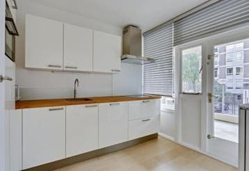Te Huur 3 Kamer Appartement Pettelaarseweg In Den Bosch, Huizen en Kamers, Huizen te huur, Den Bosch, Noord-Brabant, Direct bij eigenaar