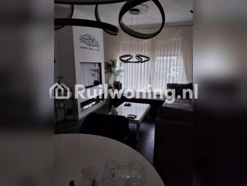 Huis van 72 m² in Beverwijk, Amsterdam