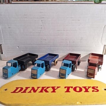 Dinky Toys 1:43 - Modelauto (4) - Dinky Toys - Mechanisch, Nieuw