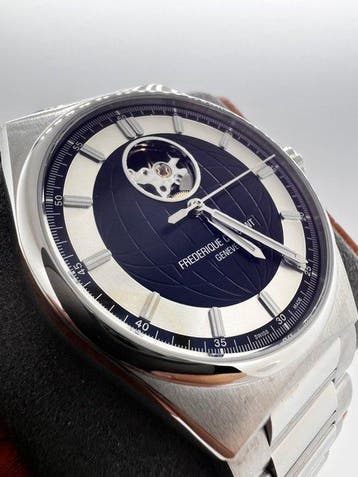 Frédérique Constant - Highlife Heartbeat Automatic -, Nieuw