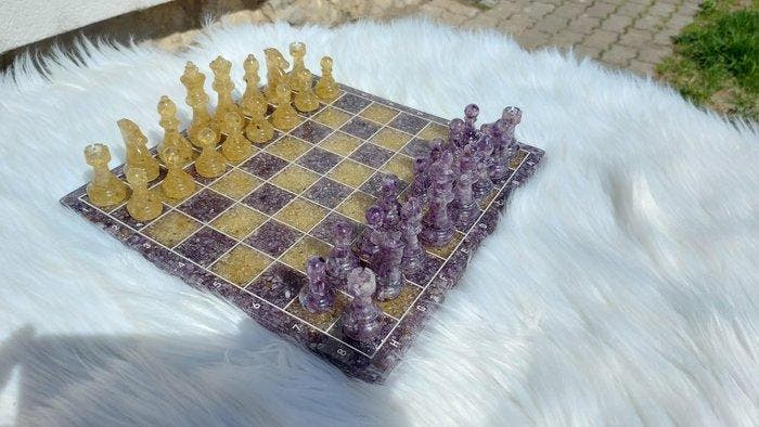 Schaakspel - 100% Amethist (Brazilië), 100%, Antiek en Kunst, Antiek | Speelgoed