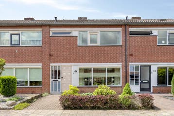 Woonhuis met 5 kamers in Oldenzaal, Overige soorten, Direct bij eigenaar, Oldenzaal